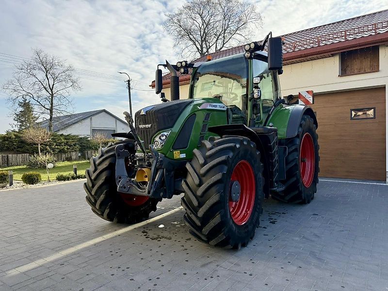 Fendt 724 Vario Traktor 102.583 €