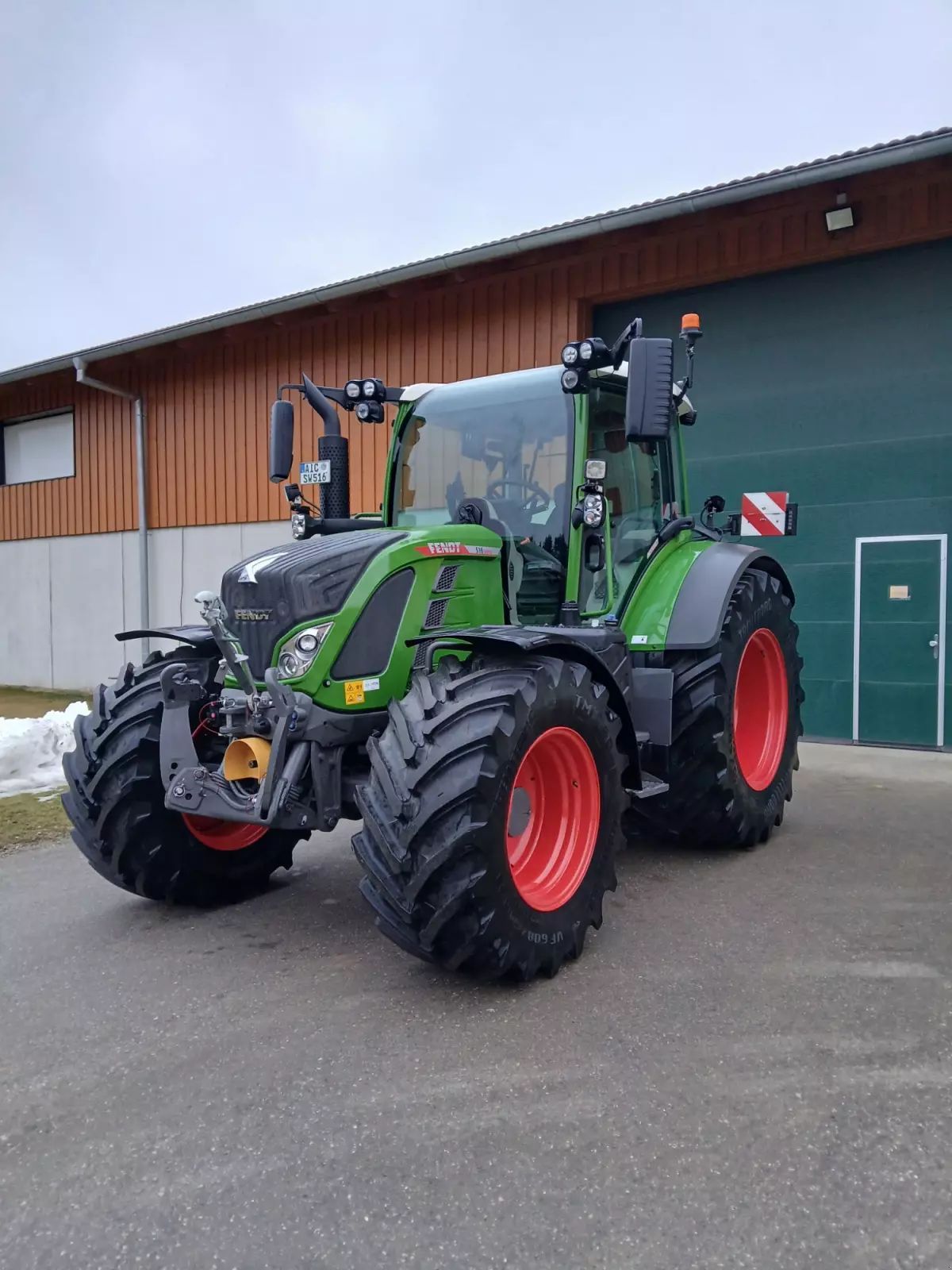 Fendt 516 Vario Profi Plus Traktor 155 500 €