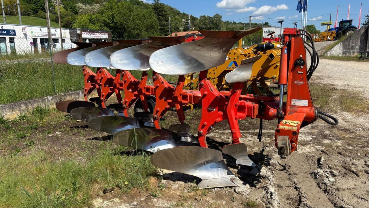 Kuhn multimaster 121 Pług 5500 €