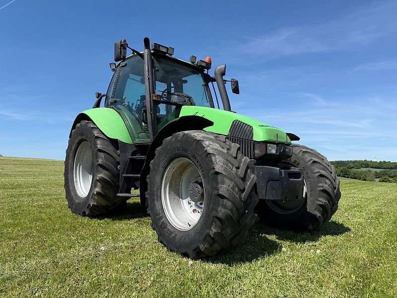 E-FARM: Deutz-Fahr Agrotron 120 MK3 - Tracteur - id 8VEIUQ7 - 18 900 € - Année: 2000 - Lecture du nombre d'heure: 12 923,Puissance du moteur (chevaux): 126,Allemagne