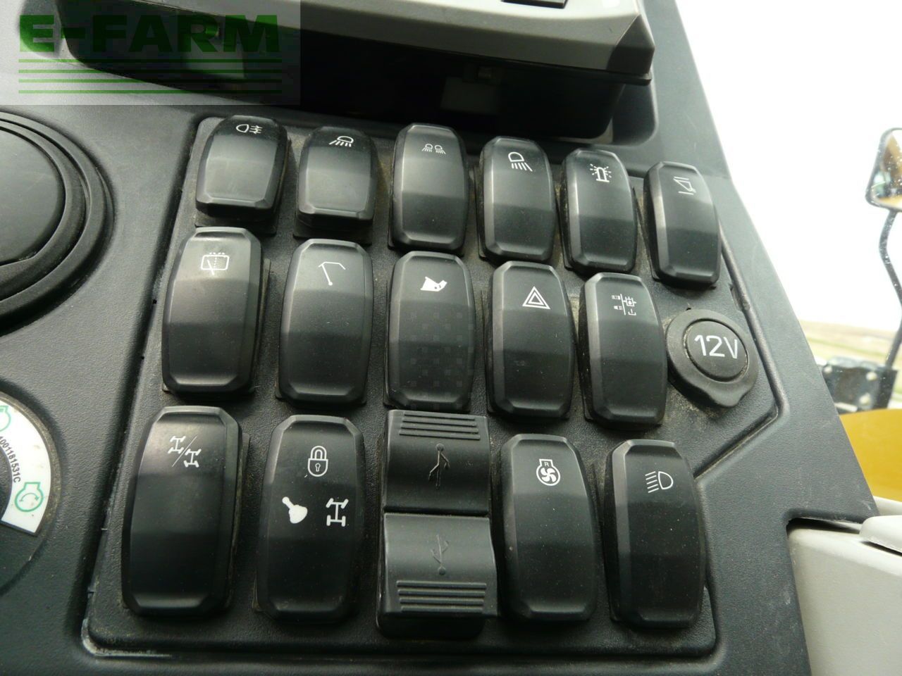 Caterpillar th408d Teleszkópos rakodó 65 000 EUR