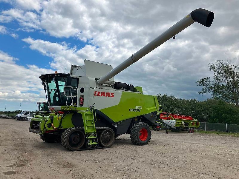 Claas Lexion 670 Terra Trac Mietitrebbia 146.531 €