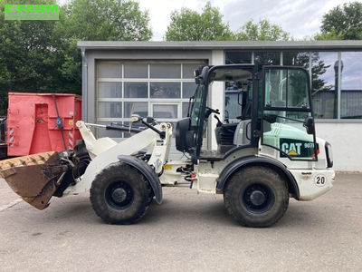 E-FARM: Caterpillar 907 - Wheel loader - id PBDRVTP - €38,000 - Year of construction: 2011 - Engine hours: 4,485,Engine power (HP): 75,Germany