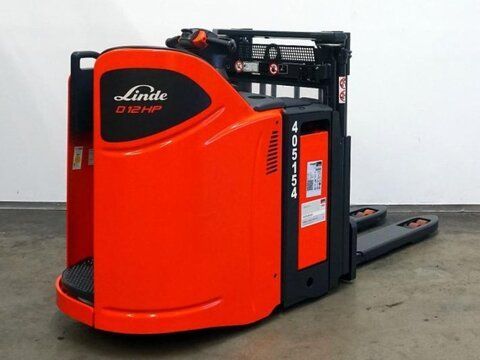 E-FARM: Linde d 12 hp sp 133 - Targonca - id 8ZCMTGK - 6890 EUR - Gyártási év: 2020 - Üzemóra (motor): 3490,Németország