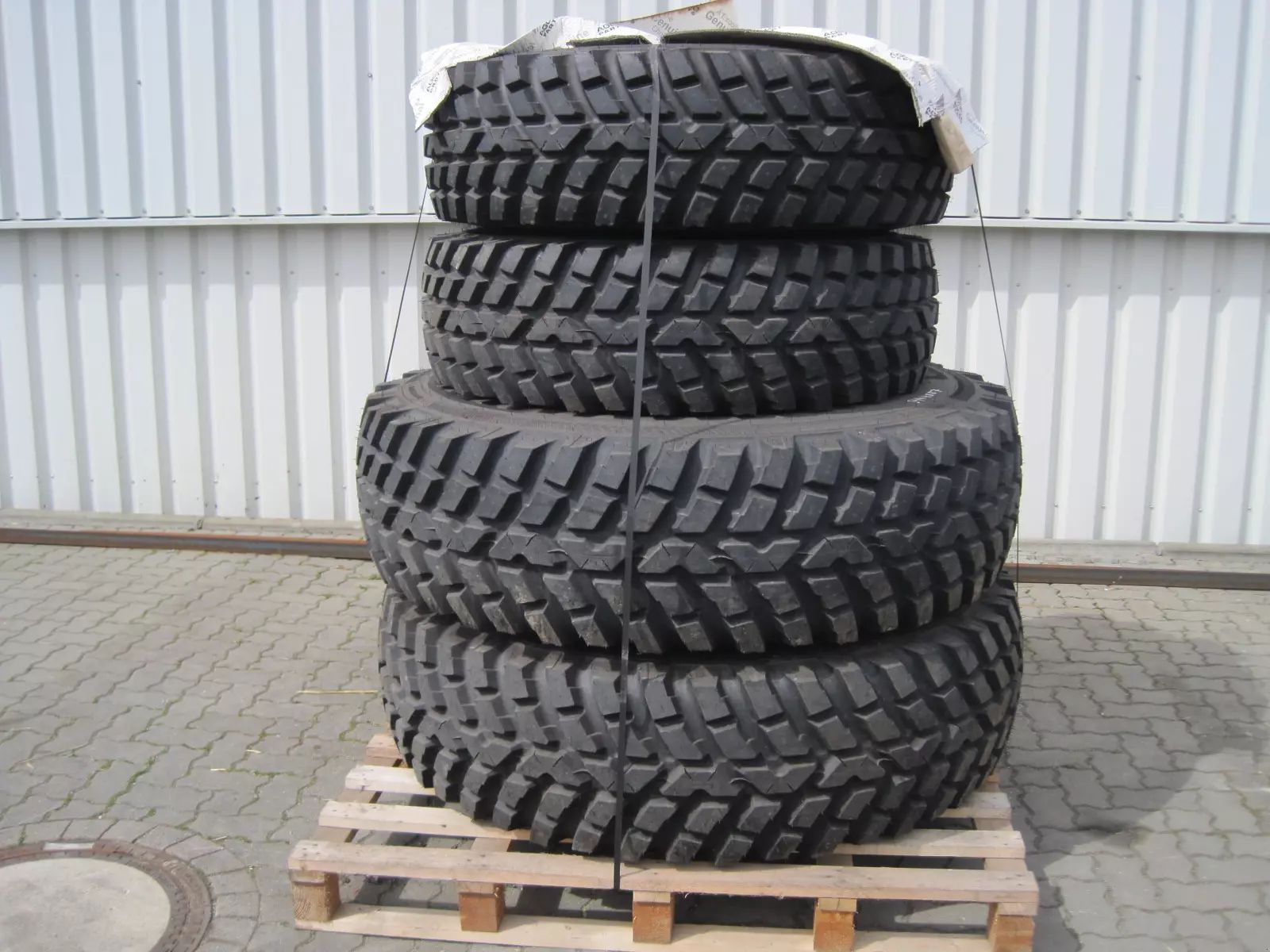 E-FARM: Nokian 360/80r24+440/80r34 - Räder und Raupenlaufwerk - id QCDCBWK - Deutschland