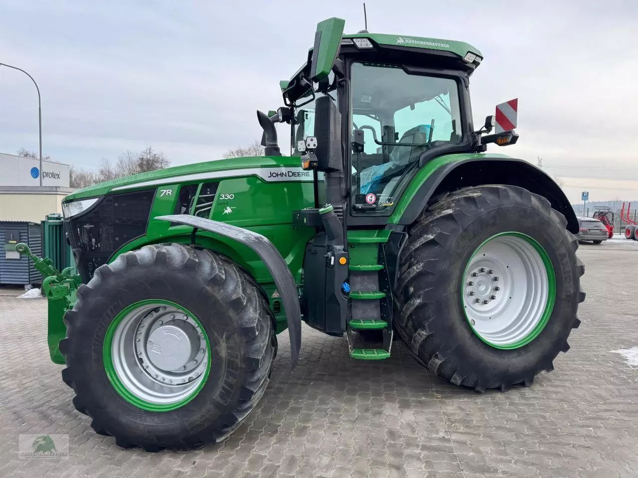 John Deere 7R 330 Traktor 185.000 €