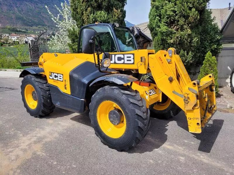 E-FARM: JCB 531-70 - gb066 - Telehandler - id MFCI6H1 - €45,000 - Year of construction: 2016 - Engine hours: 5,535,Engine power (HP): 110,Italy