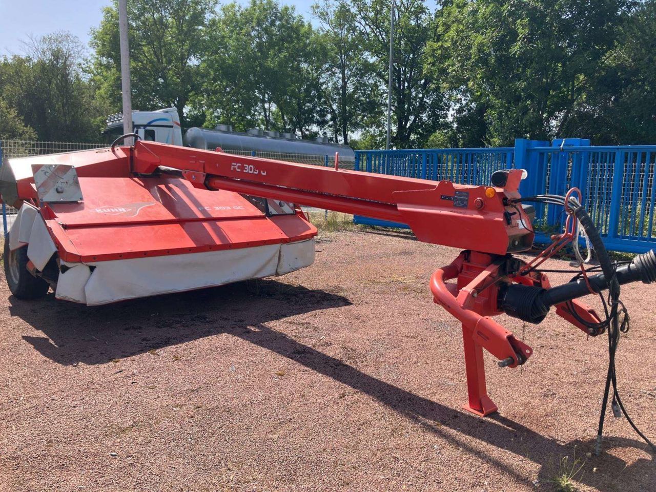 Kuhn FC 303 GC Mower €5,500