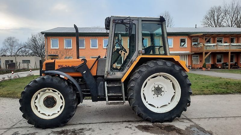 E-FARM: Renault r 106-54 r 7842, mit frontlader stoll hdp 30, no claas, case, fendt, new holland, john deere - Tractor - id FVBRPEJ - 27.900 € - Año: 1993 - Horas: 7212,Alemania