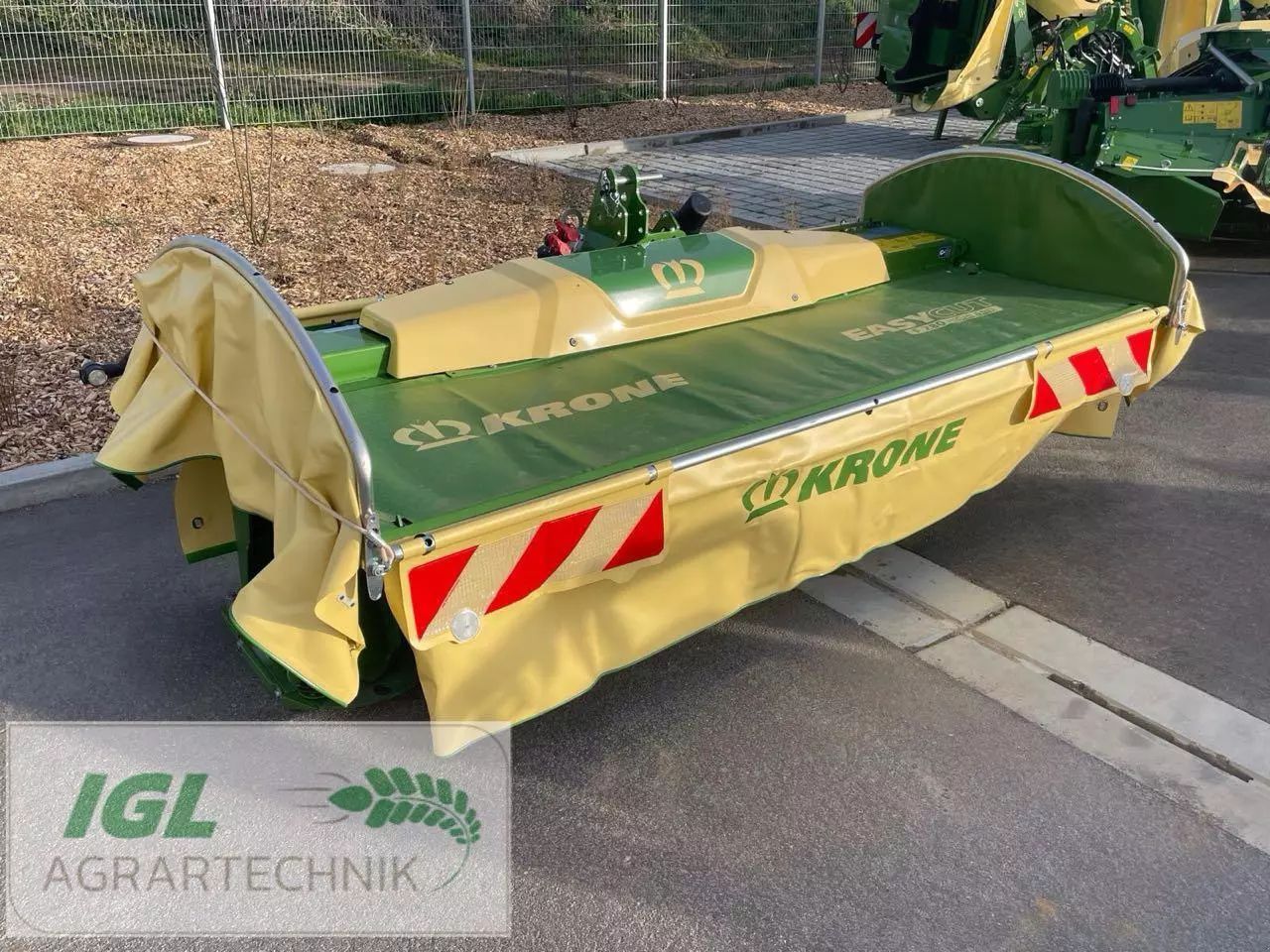 E-FARM: Krone EasyCut F 280 Highland - Mower - id YHSQQLA - €11,261 - Year of construction: 2023 - Germany