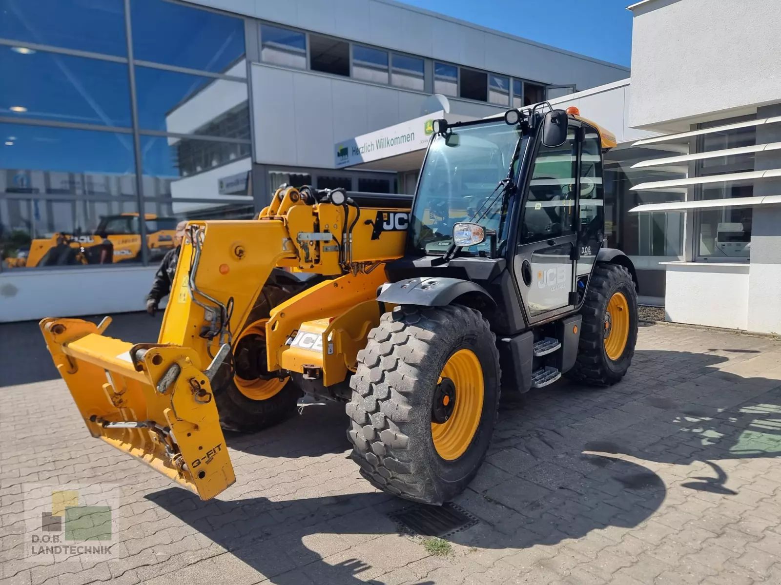 E-FARM: JCB 535-95 AGRI Super - Chargeur télescopique  - id NKQARDM - 76 900 € - Année: 2019 - Lecture du nombre d'heure: 1 992,Allemagne