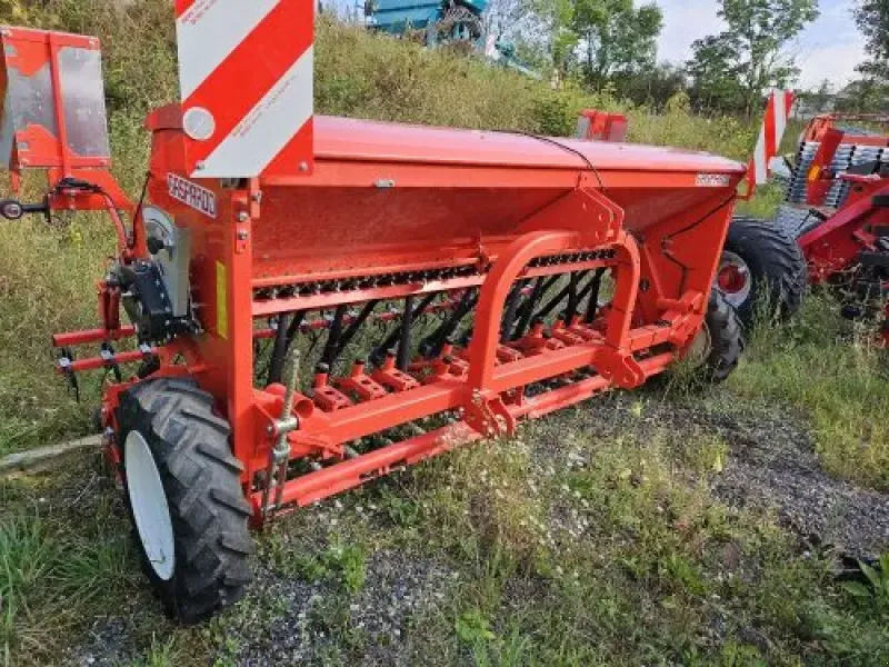 E-FARM: Gaspardo nina - Semoir direct - id GZ3UHGZ - Année: 2023 - France