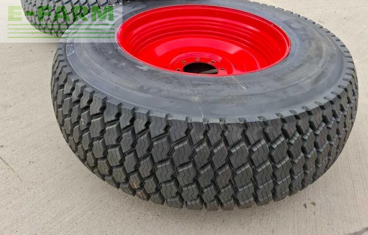 Nokian Wheel and track €6,500