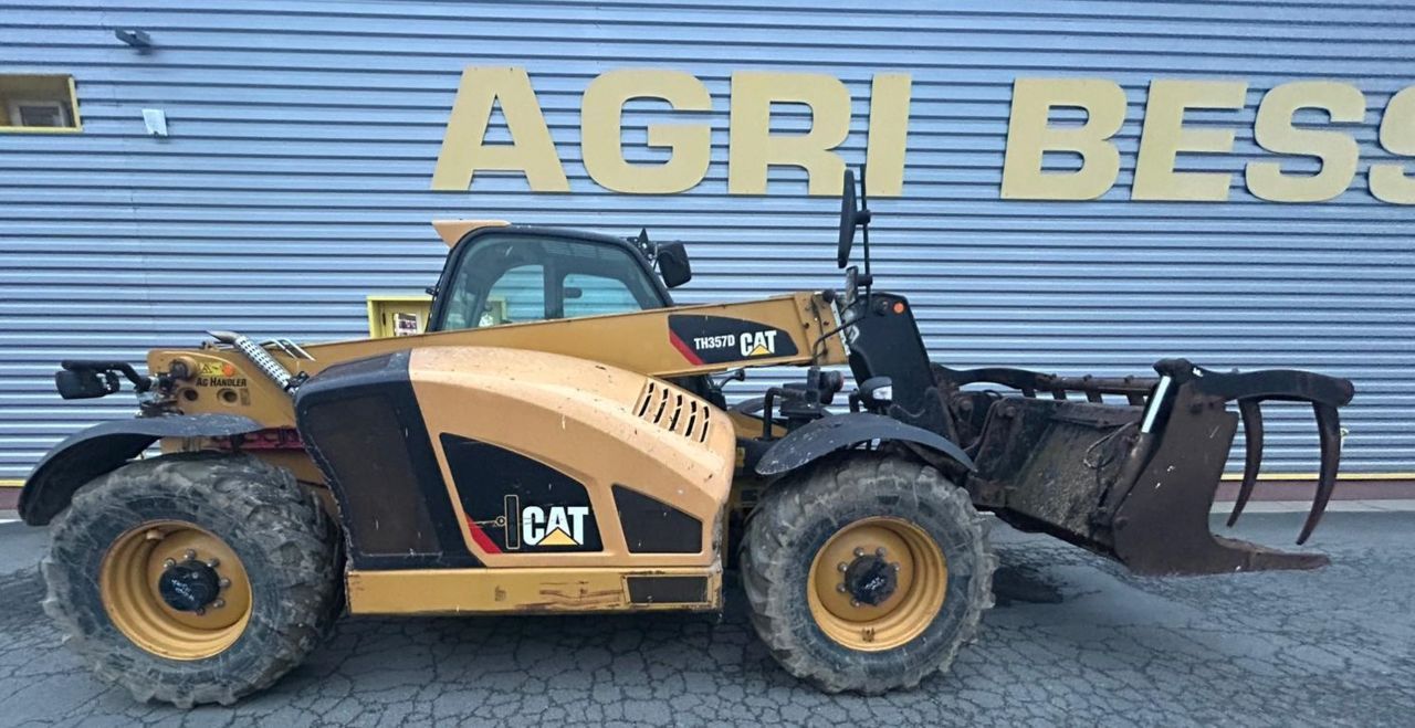 Caterpillar th357d Teleszkópos rakodó 44 500 EUR