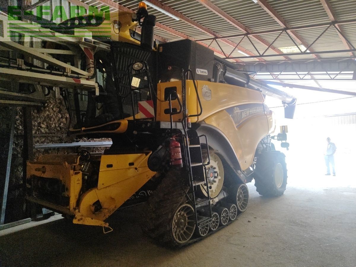 New Holland CR 8.90 Combină de recoltat 235.000 EUR
