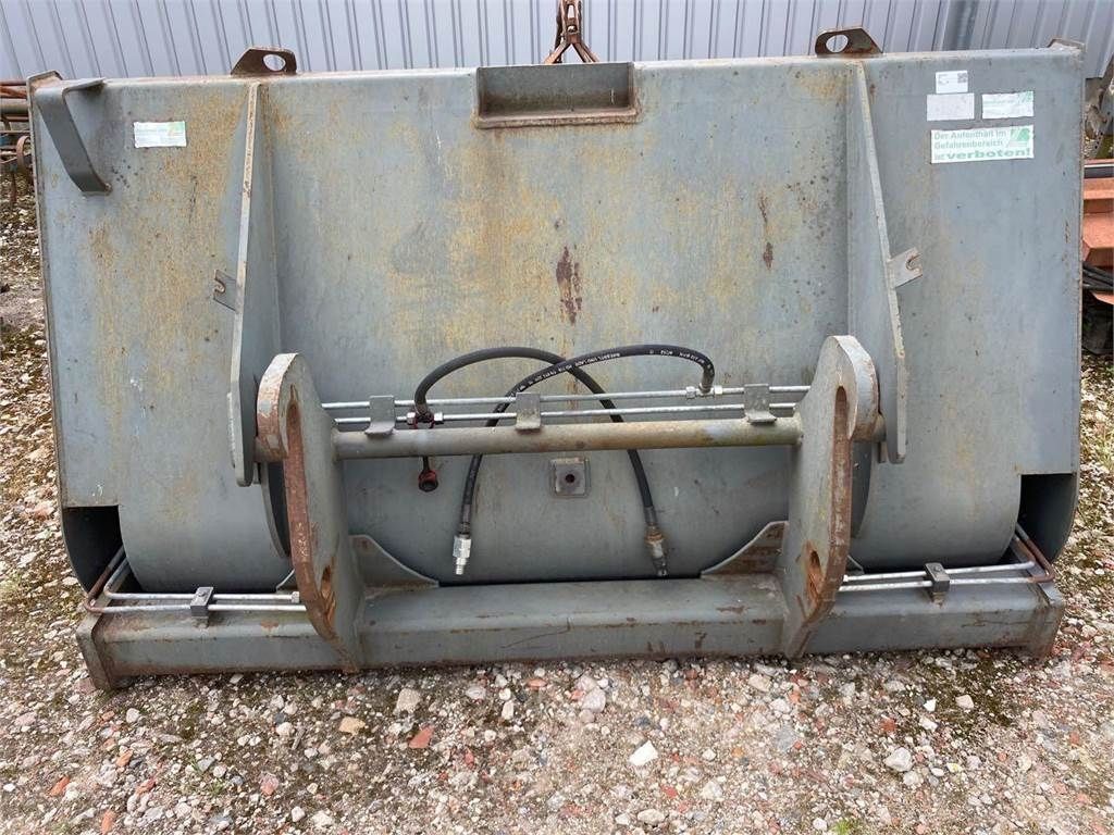 E-FARM: Bressel und Lade 2000 - Навесное оборудование - id NDVVVVA - 2 100 € - Год выпуска: 2013 - Германия