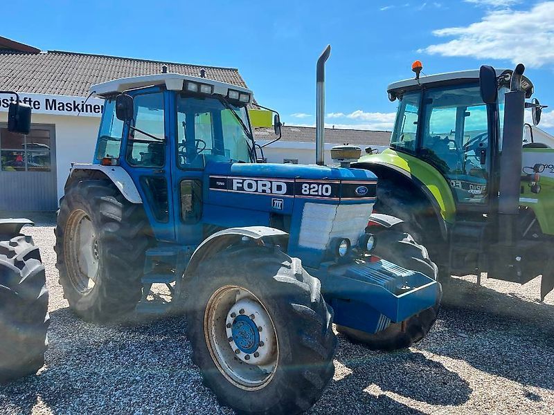 Ford 8210 force iii Tracteur 26 075 €