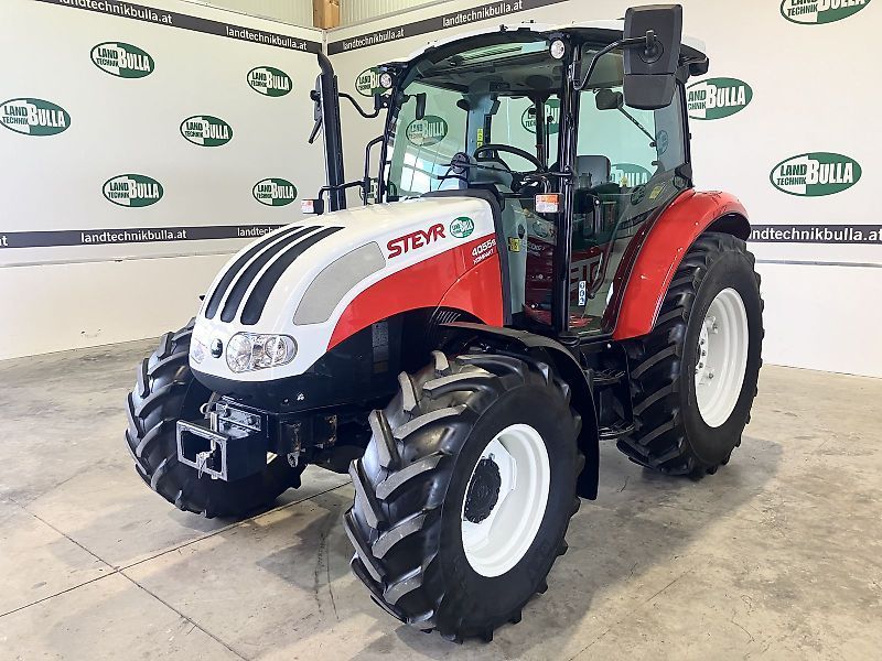 E-FARM: Steyr Kompakt 4055 S - Tractor - id F2BCJLB - €35,310 - Year of construction: 2020 - Engine hours: 720,Engine power (HP): 58,Austria