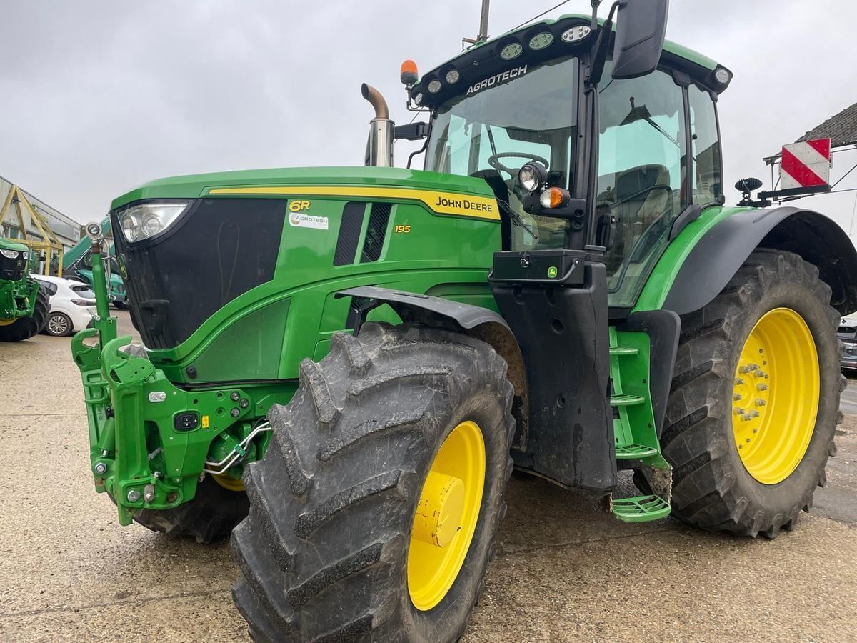John Deere 6R 195 Tractor €138,000