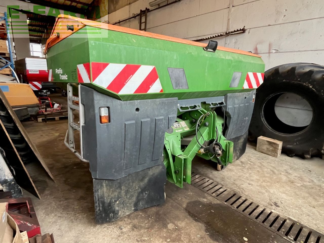 Amazone zav 3200 profis tronic Fertiliser spreader €11,500