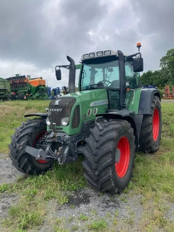 E-FARM: Fendt 714 Vario - Tracteur - id SYWSPS1 - 57 000 € - Année: 2011 - Lecture du nombre d'heure: 8 675,Puissance du moteur (chevaux): 145,Allemagne