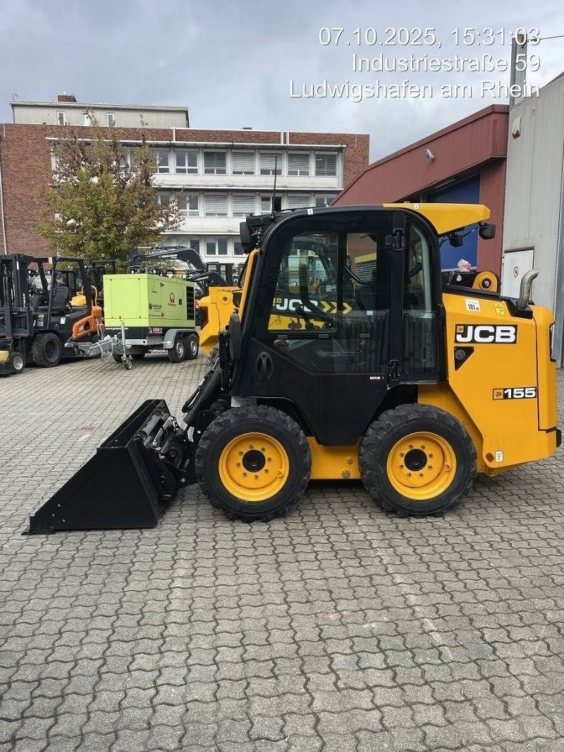 JCB 155 Chargeuse compacte 42 000 €