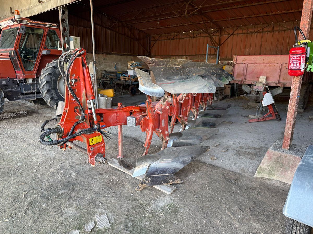 E-FARM: Kuhn vari-master 120 - Plov - id UQ4BN4Z - 9.000 € - Produktionsår: 1999 - Frankrig