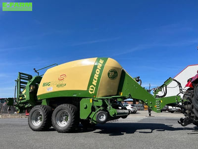 E-FARM: Krone Big Pack 870 HDP - Πρέσσα - id 3PKYFFS - 105.800 € - Χρονία: 2019 - Συνολικός αριθμός παραχθέντων δεμάτων: 10.950,Γαλλία