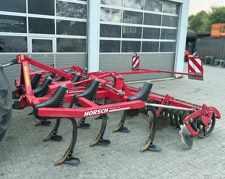 E-FARM: HORSCH Terrano 4 FX - Kultivátor - id YZIGWHY - 21 800 EUR - Gyártási év: 2018 - Németország