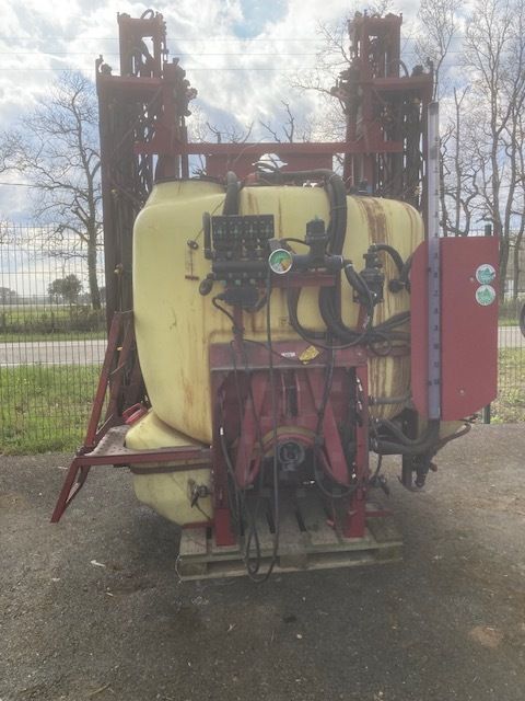 E-FARM: Hardi master pro - Pulverizador - id DDRMNWX - 9200 € - Año: 2006 - Francia