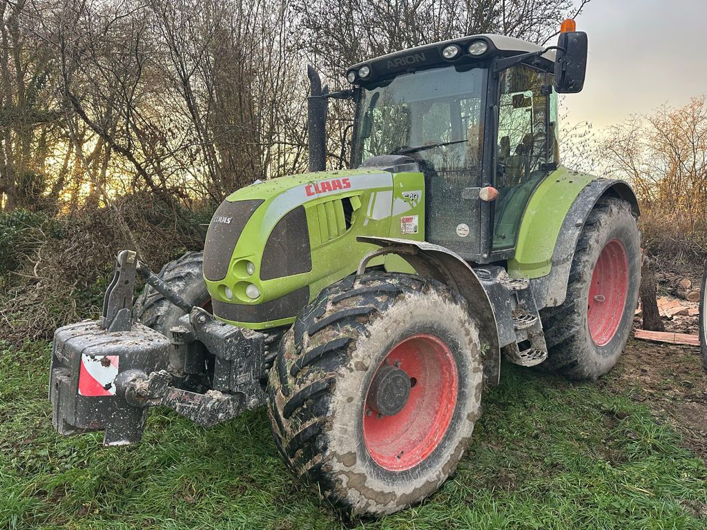 Claas Arion 640 Трактор 38 000 €