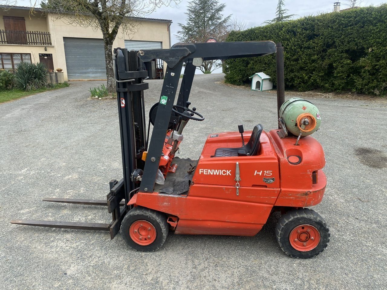 E-FARM: Fenwick w15t - Carrello elevatore - id IS3MBGI - 6.950 € - Anno di costruzione: 1995 - Francia