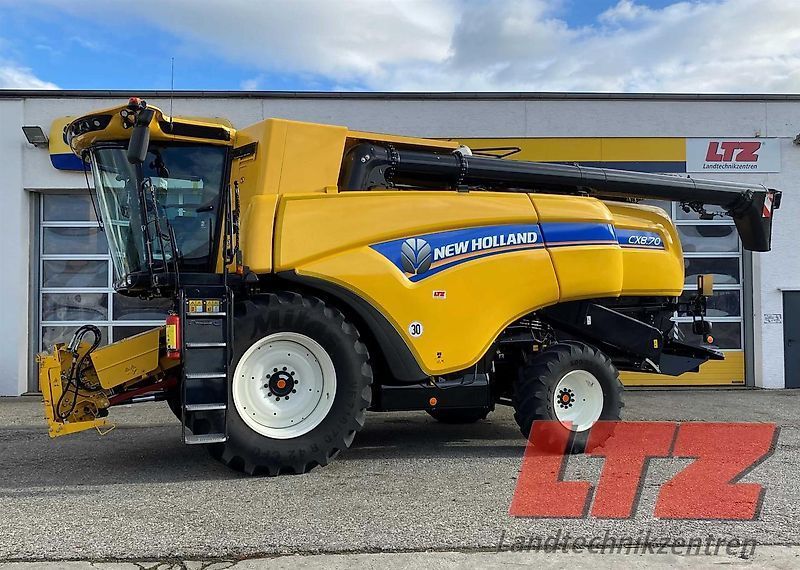 New Holland CX8.70 ST5 Combine harvester €275,470