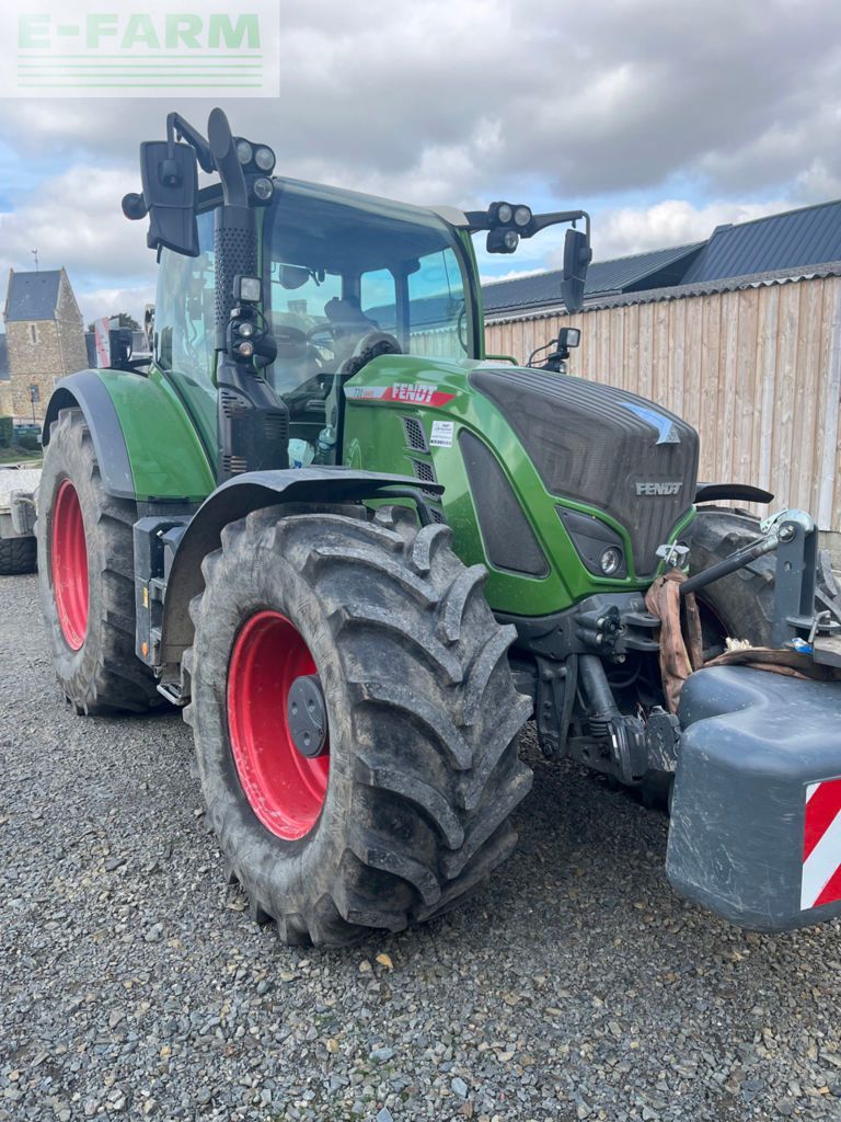 Fendt 720 Vario Tractor €148,000