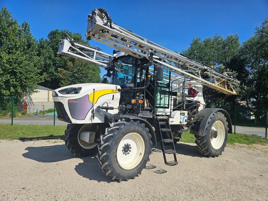 E-FARM: Artec rs 20 - Pulvérisateur - id RGGDRA8 - 90 000 € - Année: 2017 - Lecture du nombre d'heure: 2 660,France