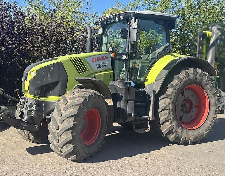 Claas Axion 810 CMATIC Tractor €82,350