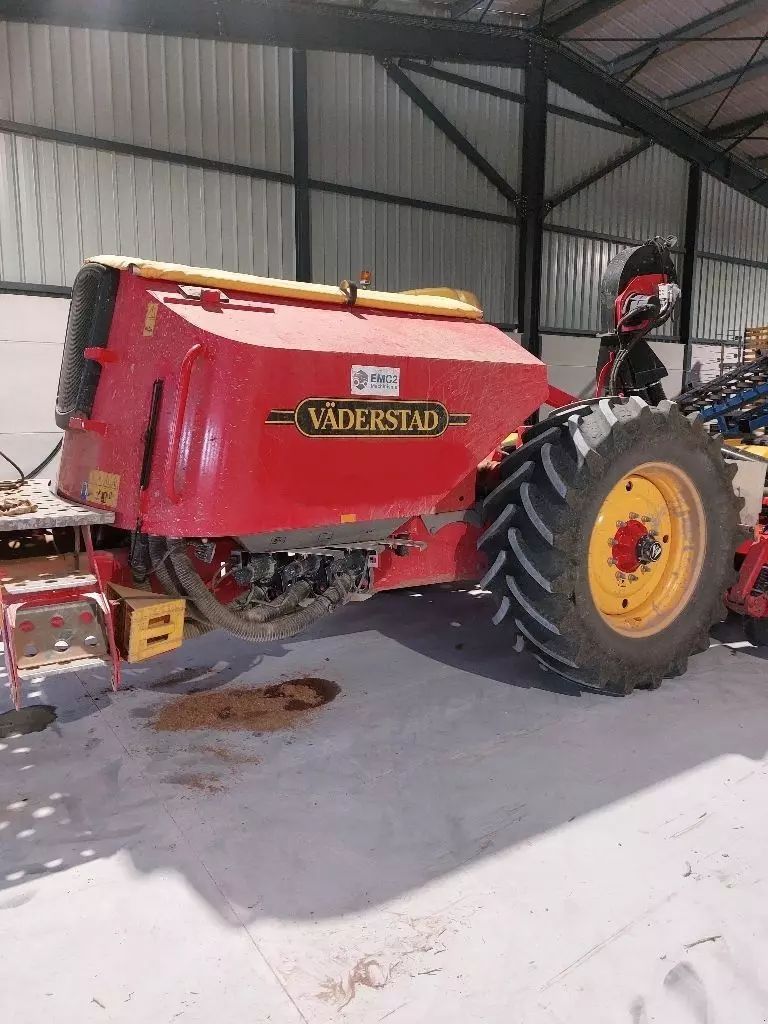 VÄDERSTAD tempo tpl 12 Maszyna do siewu punktowego 85 000 €