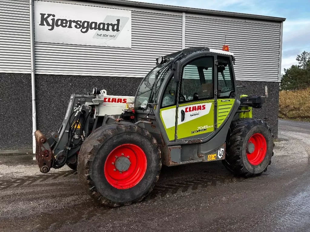 E-FARM: Claas scorpion 7045 plus - Ładowacz teleskopowy - id JYLWAGW - 36 859 € - Rok produkcji: 2013 - Dania
