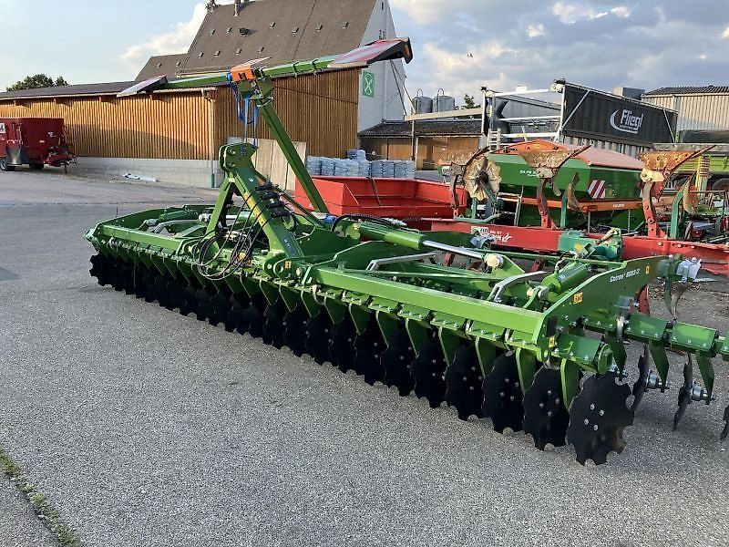 E-FARM: Amazone catros 6003-2 - Tallerkenharver og skiveharve - id 14JREZE - 34.500 € - Produktionsår: 2024 - Tyskland