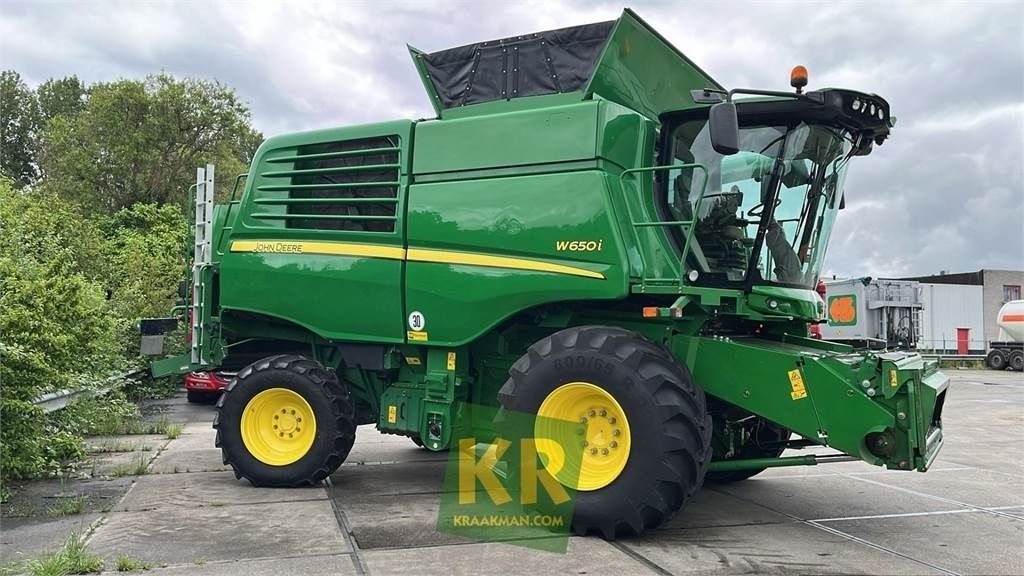 E-FARM: John Deere W 650 - Moissoneuse-batteuse - id 9UDLCUN - 120 000 € - Année: 2017 - Lecture du nombre d'heure: 2 403,Puissance du moteur (chevaux): 343,Pays-Bas