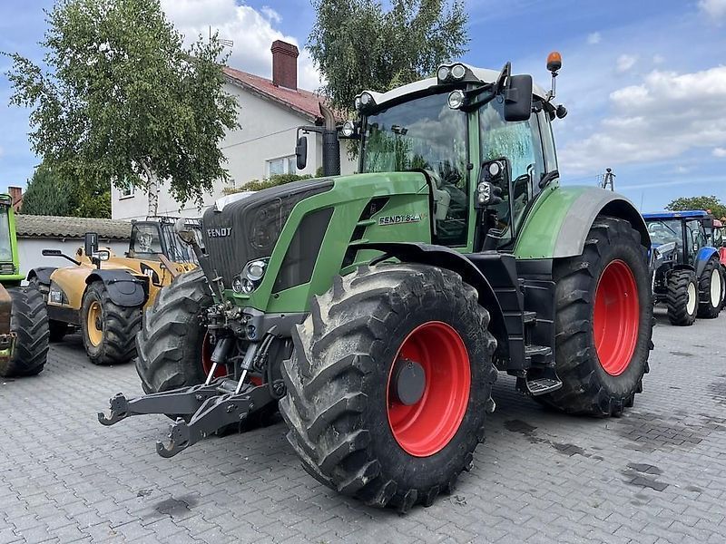 E-FARM: Fendt 824 Vario - Traktor - id VTTHJ1V - 50 344 € - Rok produkcji: 2013 - Motogodziny: 11 800,Moc silnika: 240,Polska