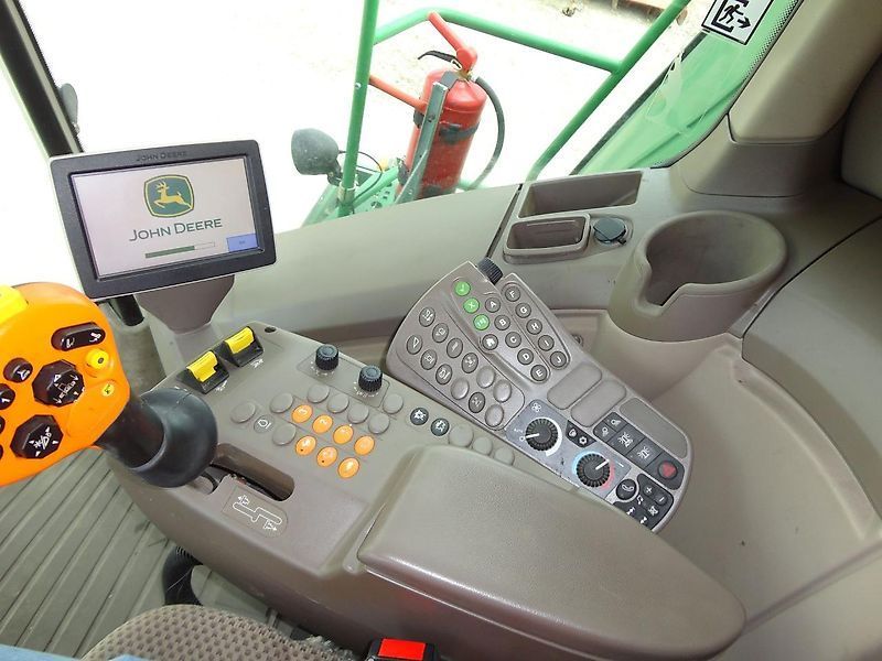 E-FARM: John Deere T 670 - Combine harvester - id DDPHE21 - €99,000 - Year of construction: 2013 - Engine hours: 2,415,Germany
