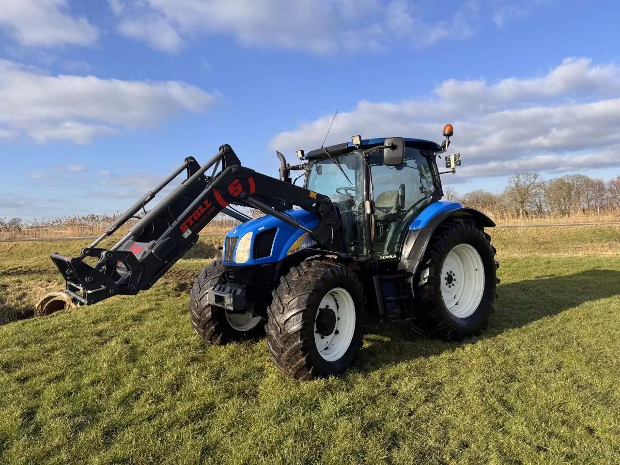New Holland T 6010 Tractor 29.500 €