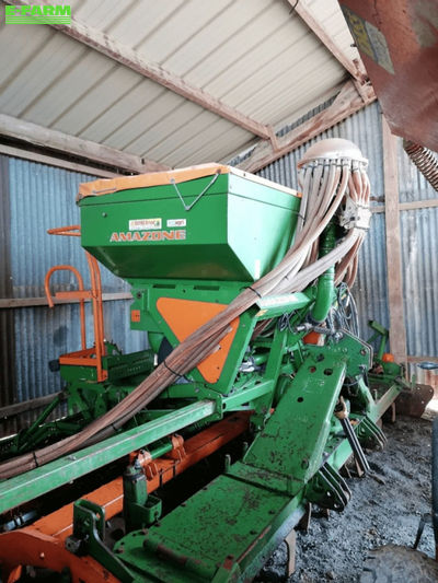 E-FARM: Amazone AD-P 403 Special-Amalog+ - Drill - id FRTCGHZ - €11,500 - Year of construction: 2009 - France