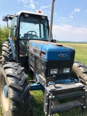 E-FARM: Ford 7840 sl - Traktor - id NKDIVBD - Baujahr: 1995 - Motorleistung (PS): 110,Italien