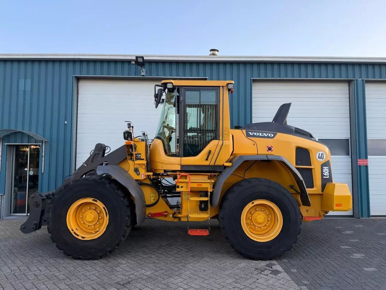 VOLVO l60h Chargeuse sur pneus 69 500 €