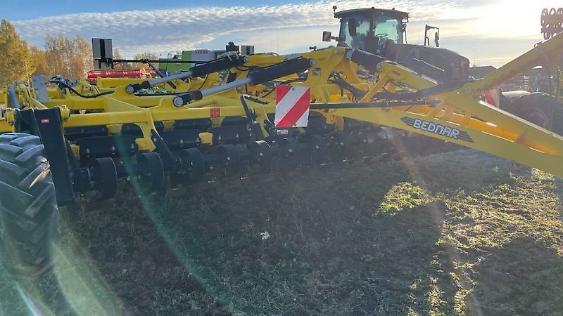 E-FARM: Bednar swifterdisc xo 6000 f - Grapă cu discuri - id EACSV6J - 48.000 EUR - Anul: 2023 - Letonia