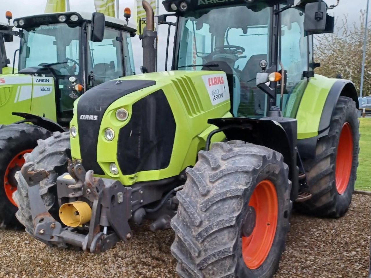 E-FARM: Claas Arion 640 - Tractor - id 8EJI4JY - 58.654 € - Año: 2016 - Horas: 6500,Potencia del motor: 169,Reino Unido