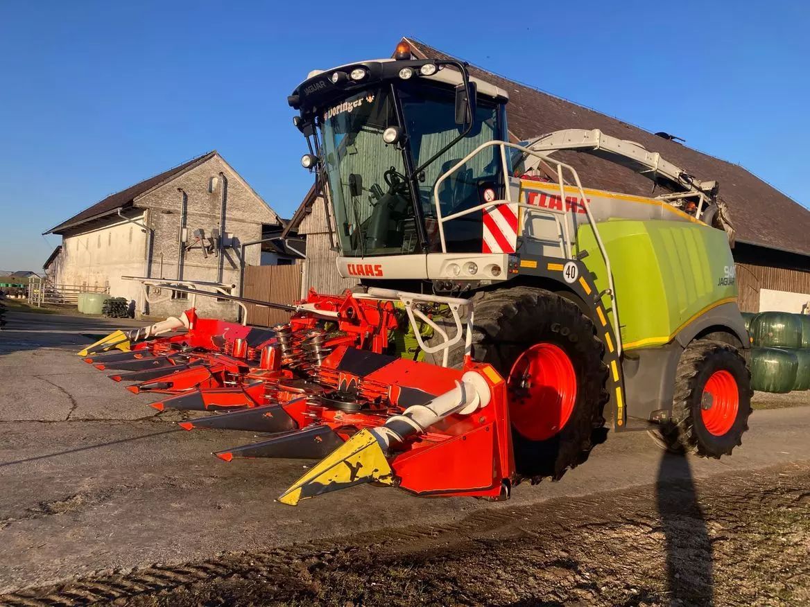 Claas Jaguar 940 Self propelled forage harvester €115,000