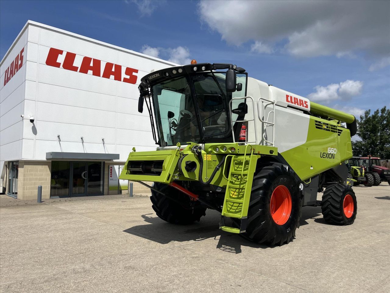 E-FARM: Claas Lexion 660 - Cosechadora - id Y153AR9 - 218.890 € - Año: 2020 - Horas: 762,Reino Unido